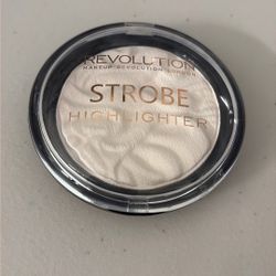 Revolution Strobe Highlighter