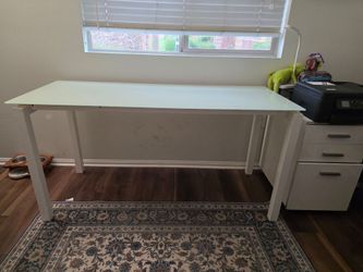 Ikea Desk - Glass