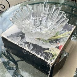 Mikasa Tulips Salad Bowl
