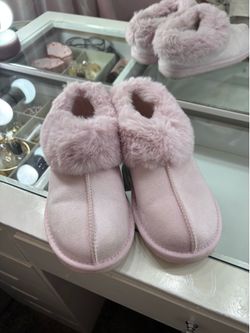 Pink shoes