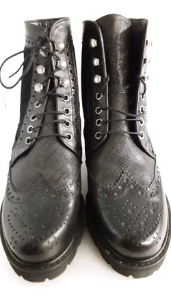 STUART WEITZMAN WOMENS SIZE 8