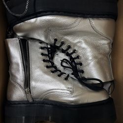 Dr Martens Silver Jadon Max Boots