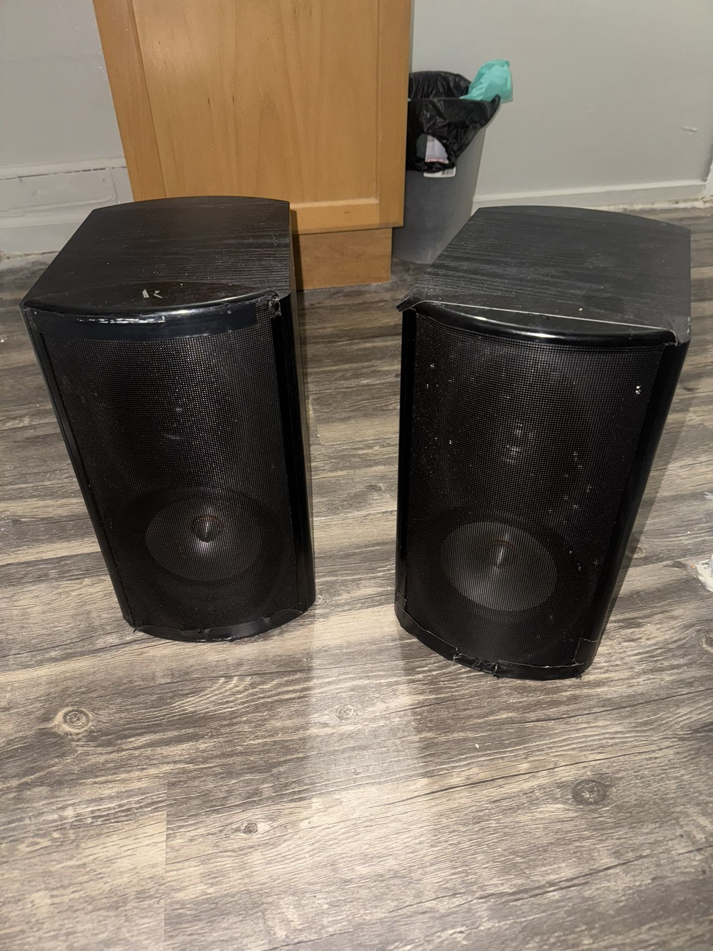 AR surround Sound Speakers