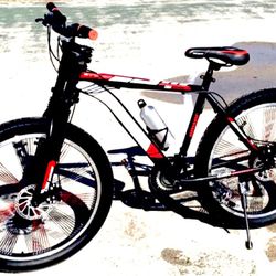 $120 TUCSON LOCAL NEW IN BOX 26” 21-SPEED MENS MOUNTAIN BIKE  Assembly required