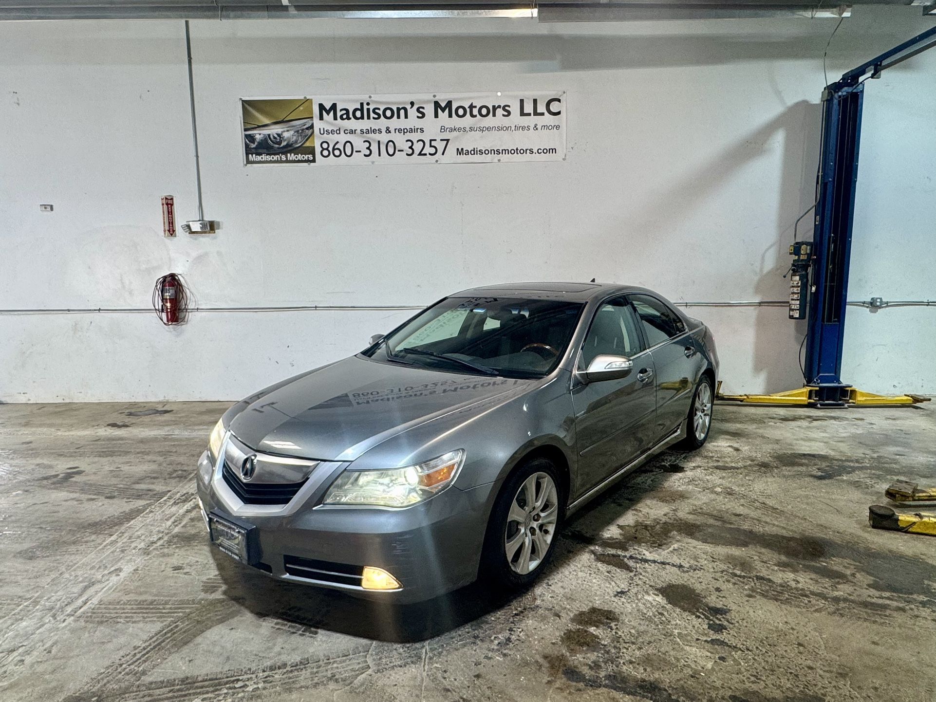 2009 Acura RL