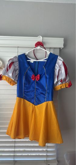 Women’s Snow-white Costume