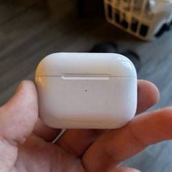 AirPod Pro 3rd Gen (RIGHT SIDE ONLY)