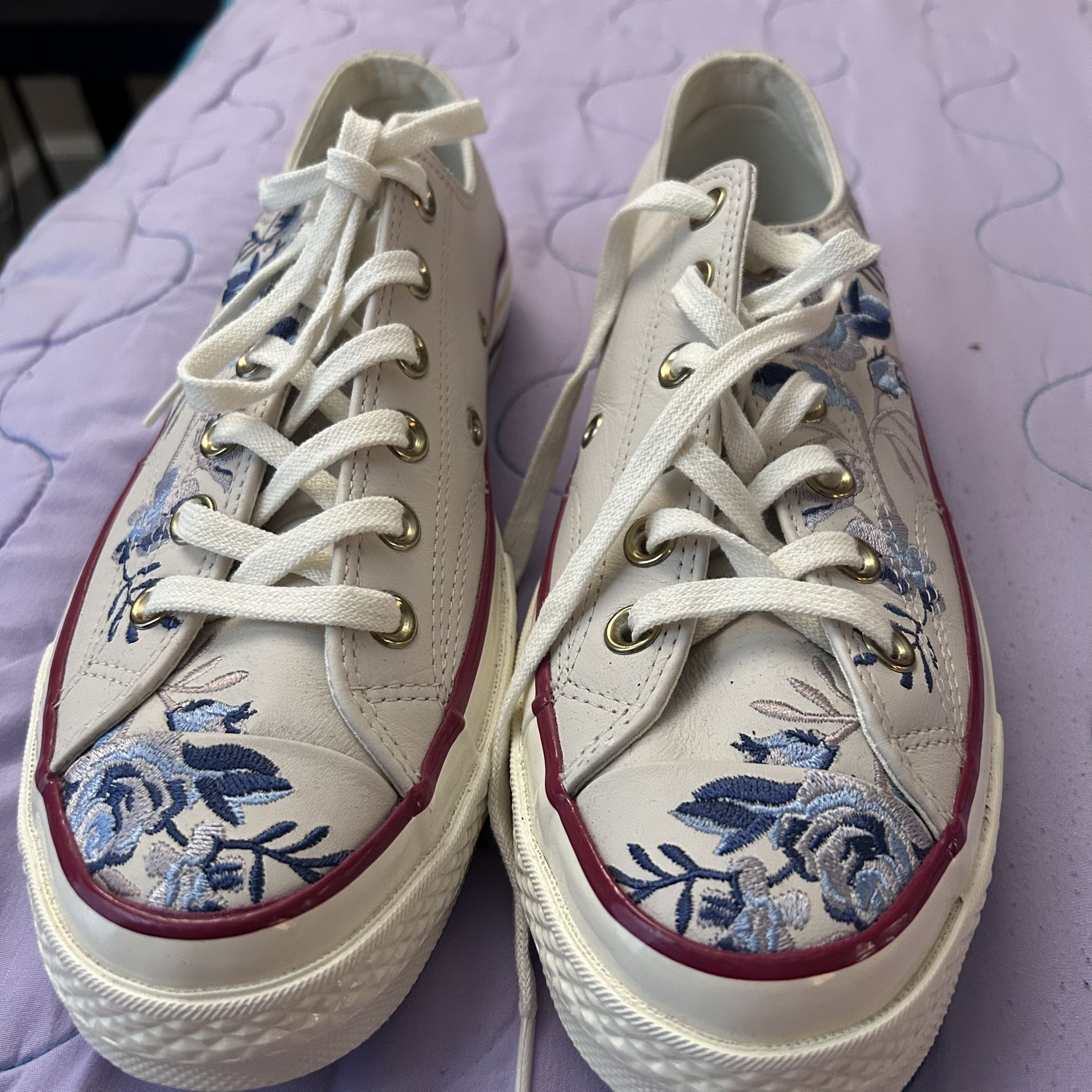 Converse Women’s Shoos