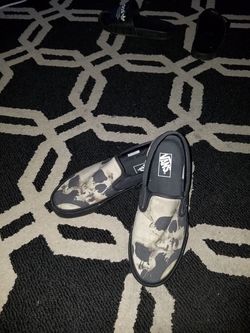Vans sz 8 mens Simi New 8 out of 10 asking $20