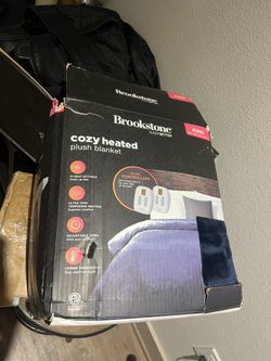 New Brookstone king size heated blanket