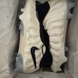 Foamposite Cleats Sz 13.5