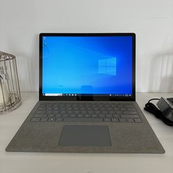 Microsoft Surface laptop model 1769-17 7th gen