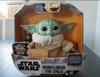 Baby Yoda Animatronic (Toy Of The Season) 4 Left. Sold Out Everywhere