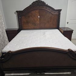 7 Piece Bedroom Set (King)