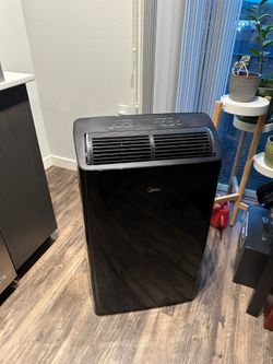 Midea 14,000 BTU High Efficiency Portable Air Conditioning Unit