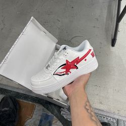 BAPESTA SHARK FACE WHITE AND RED