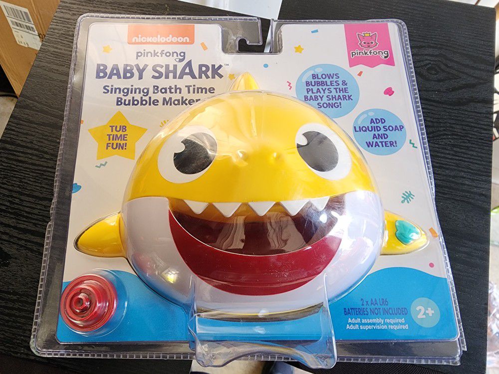 Brand NEW / Pinkfong BABY SHARK Singing Bath Time BUBBLE MAKER!