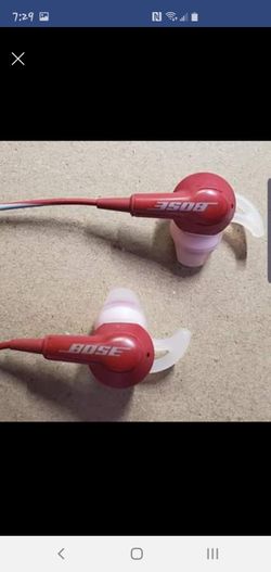 Bose SoundTrue In-Ear headphones, Cranberry