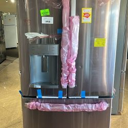 GE GFE28GYNFS 27.8-cu ft French Door Refrigerator M5 