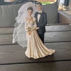 Novios Para El Pastel