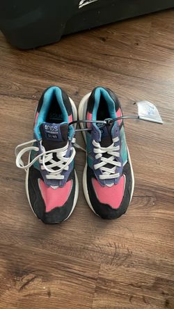 New Balance FIG Sneakers – Brand New, No Box