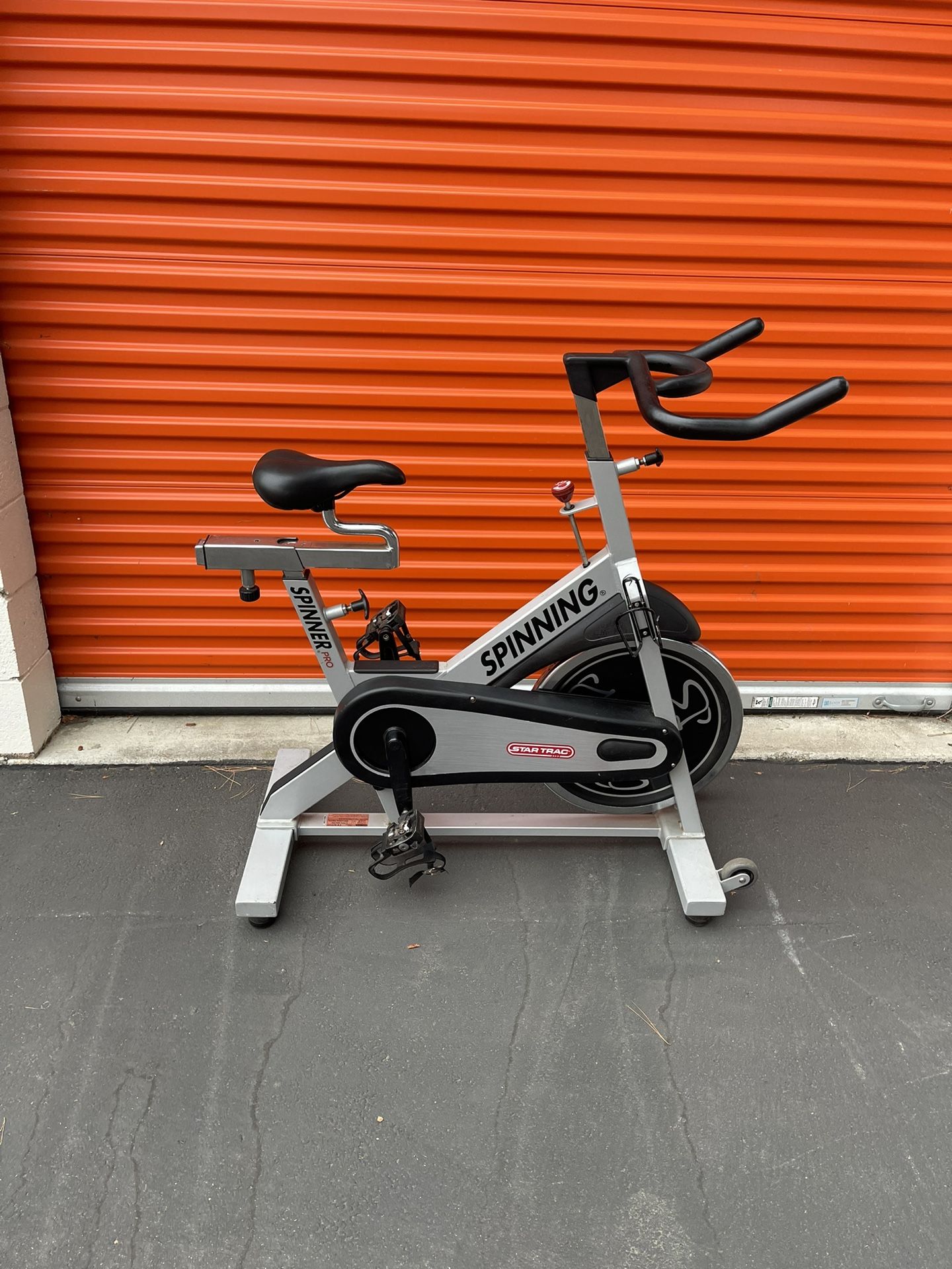 Star Trak Spinner Pro Stationary Bike Tested Great Shape