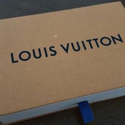 LV Women’s Wallet $100 OBO 