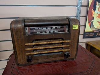Vintage Philco Transitone Wooden AM Tube Radio Classic Tabletop Receiver Decor