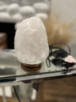 White Himalayan Lamp