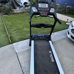 Treadmill 