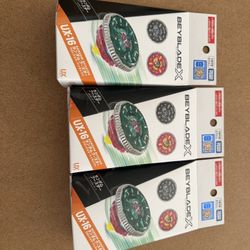 Full set of Takara Tomy Beyblade X UX-16 ClockMirage