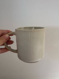 8 Brand New Monito Coffee Mugs - Vintage Bonbon Beige