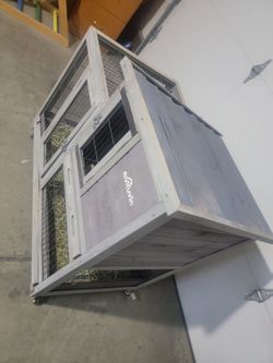 Chicken coop good condition