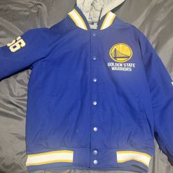 Golden state warriors button up jacket with hoodie.