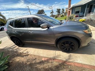 Nisan Rogue 2015