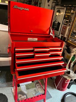Snap-on KRA59J is a vintage 9-drawer top tool chest