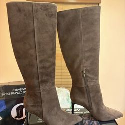 Nine West Women's Richy Tall Stiletto Boots Size 9