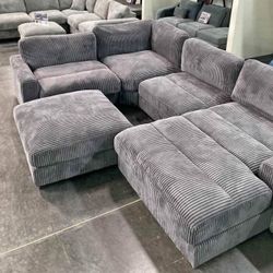 New 90x127x66 Sectional Couch  Plus Ottoman / Free 