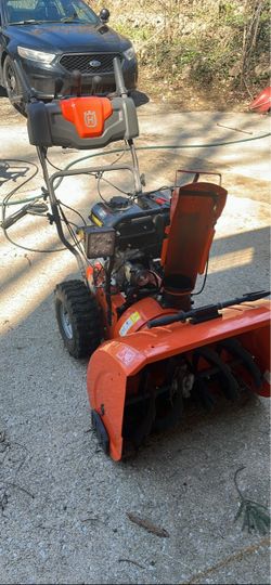 Husqvarna ST227