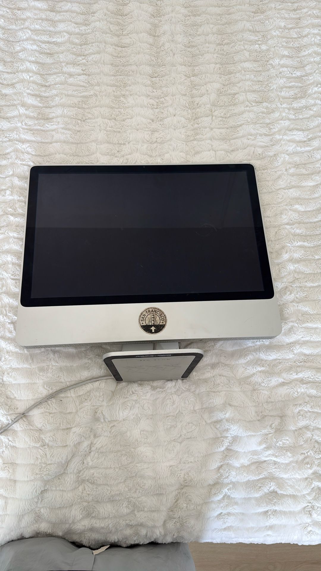 Apple Monitor