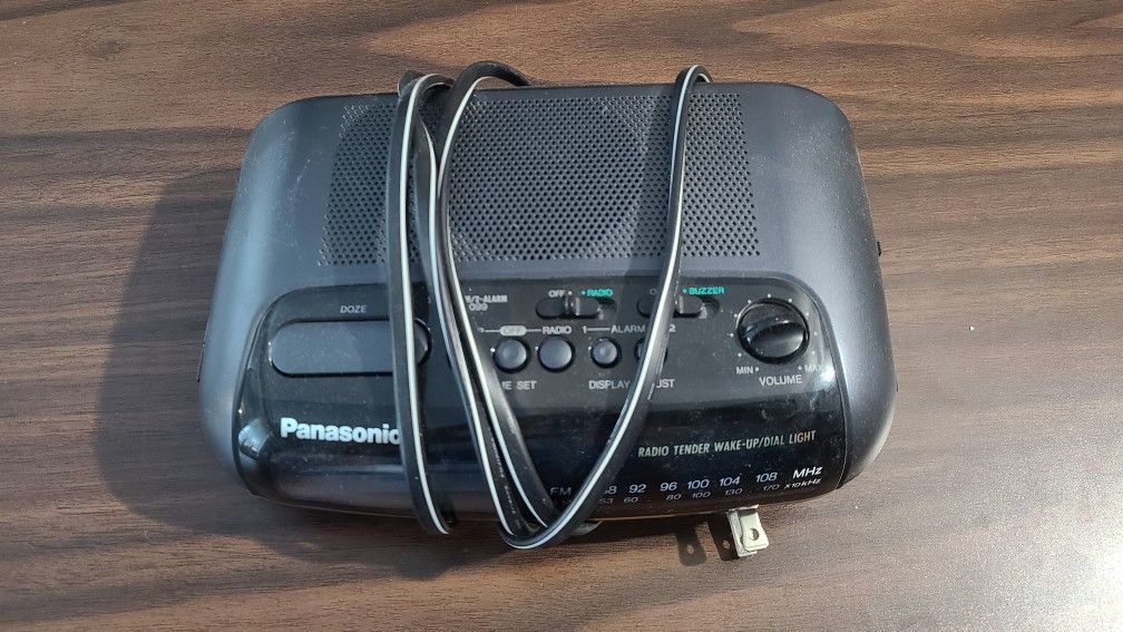 Panasonic RC-6099 Alarm Clock With Radio