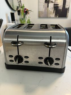 4 Slice Oster Toaster