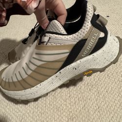 New Womens Merrell Size 7.5 Embark Lace Shield Sneaker 