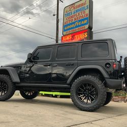 2020 Jeep Wrangler Lift Kit with 5 XD Rims and Tires