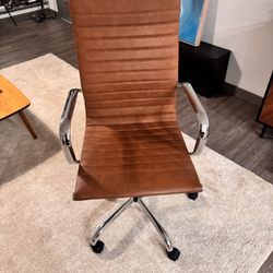 Icons Of Manhattan Premium Chair 