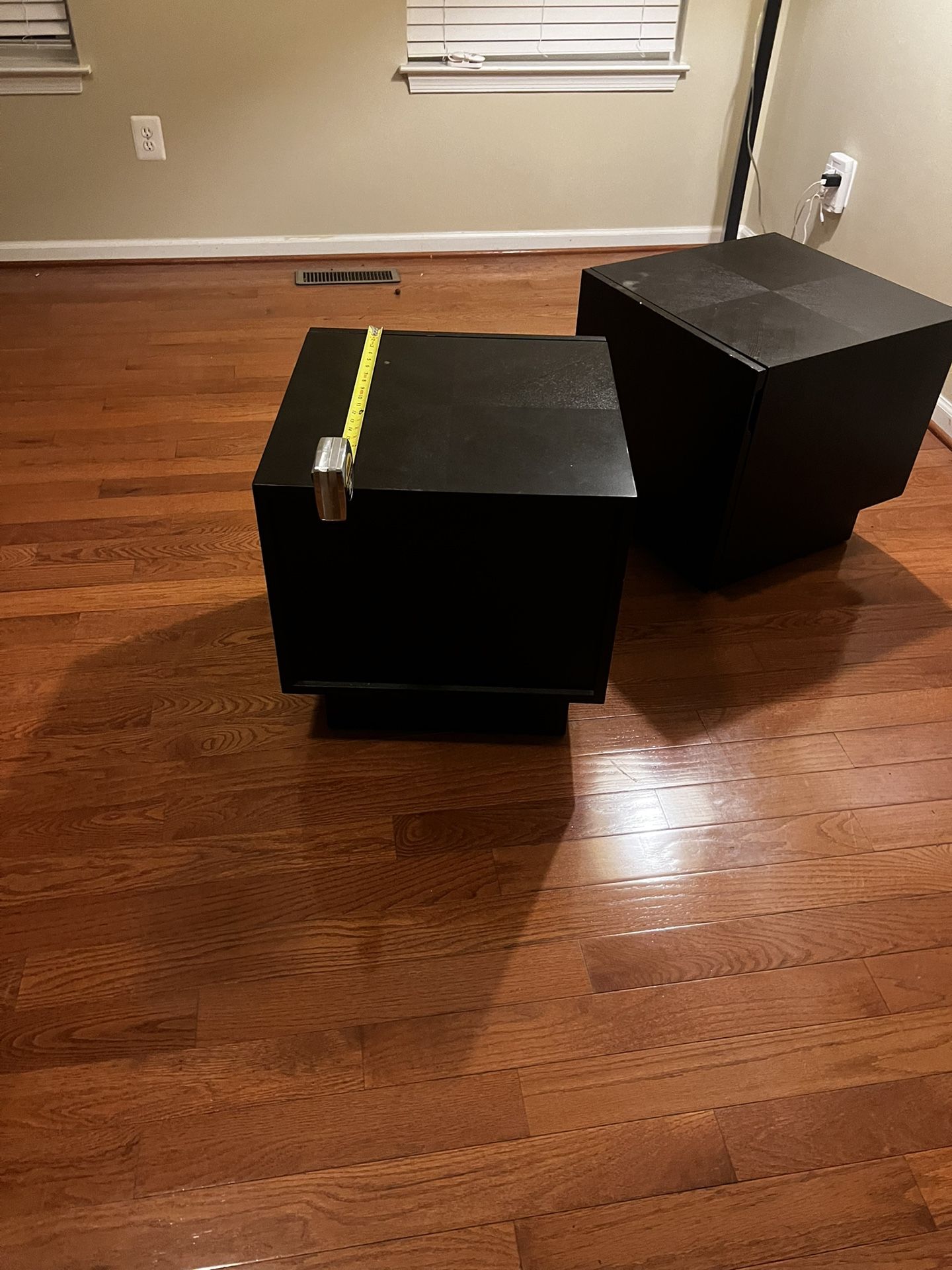 Coffee Table With Matching End Tables