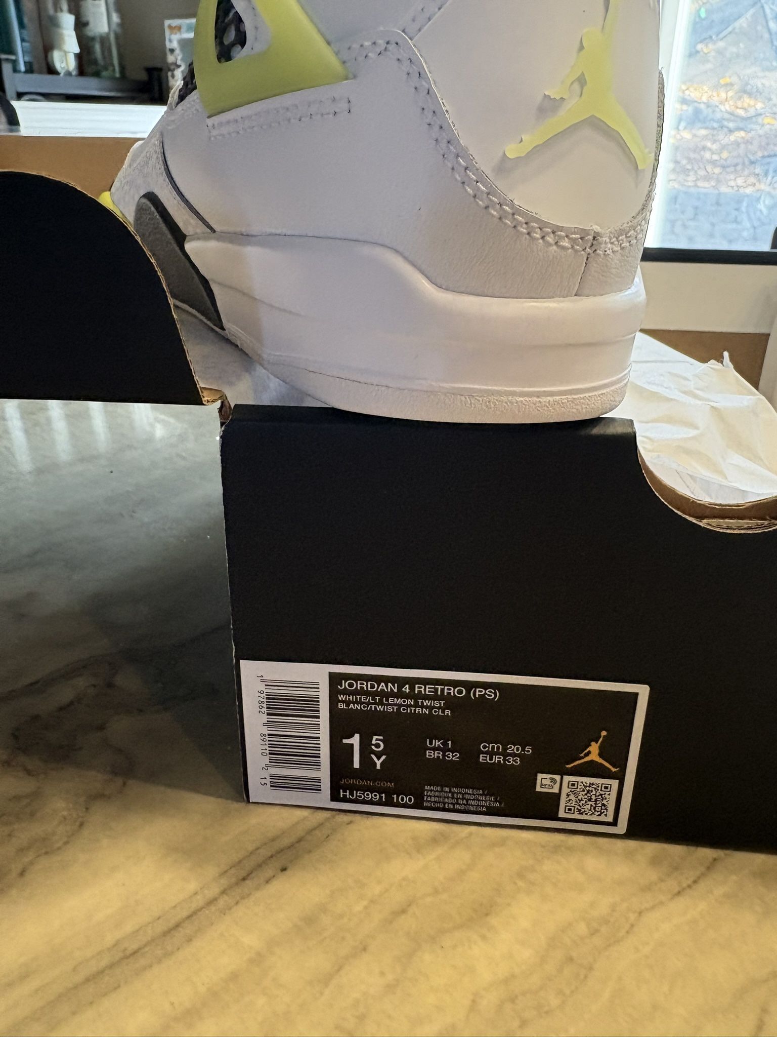 Jordan Retro 4s 1.5y/ Retro 12s 2y