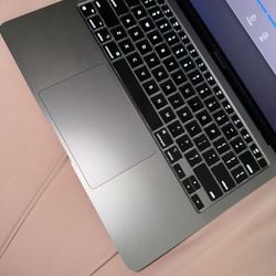 MacBook Air M1 13 In 2020