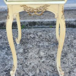 Table Antique 