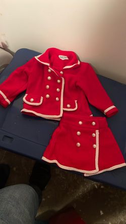 Toddlers Xmas red 2 piece outfit or v day- size 2 great condition!